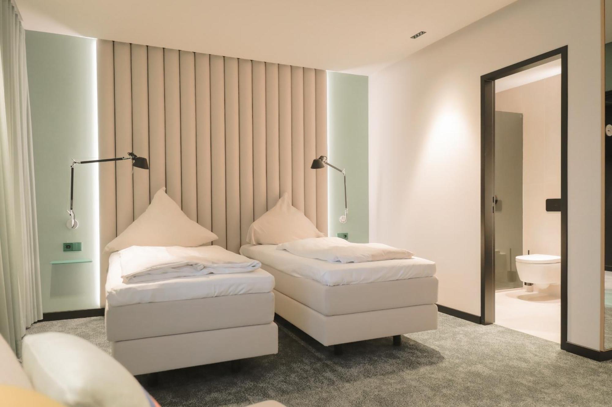 Art Hotel Ален Екстер'єр фото